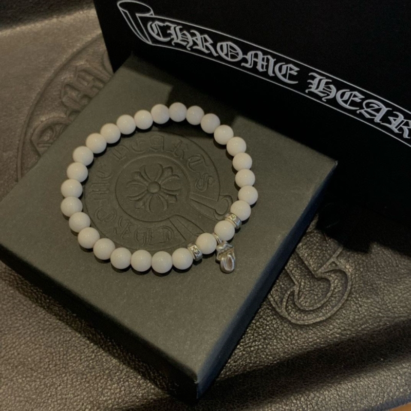 Ch**me He**ts bracelets
